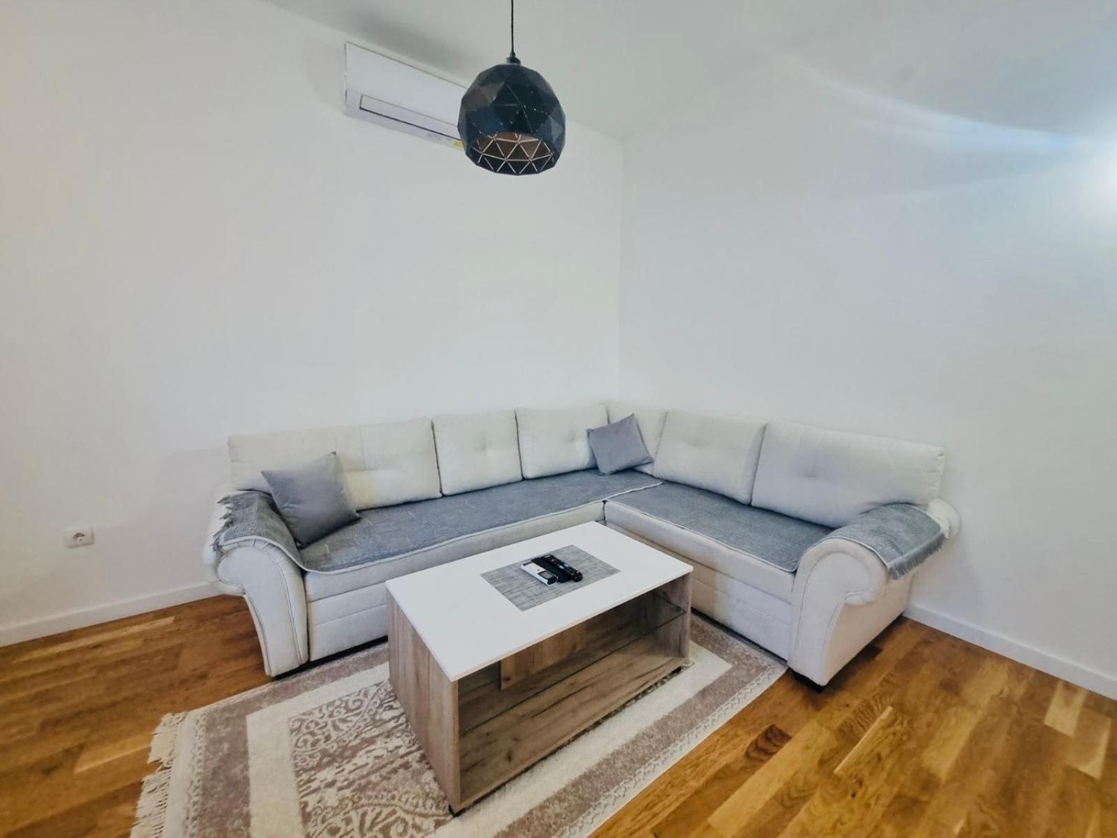 Apartment Dora Cetinje Exteriér fotografie